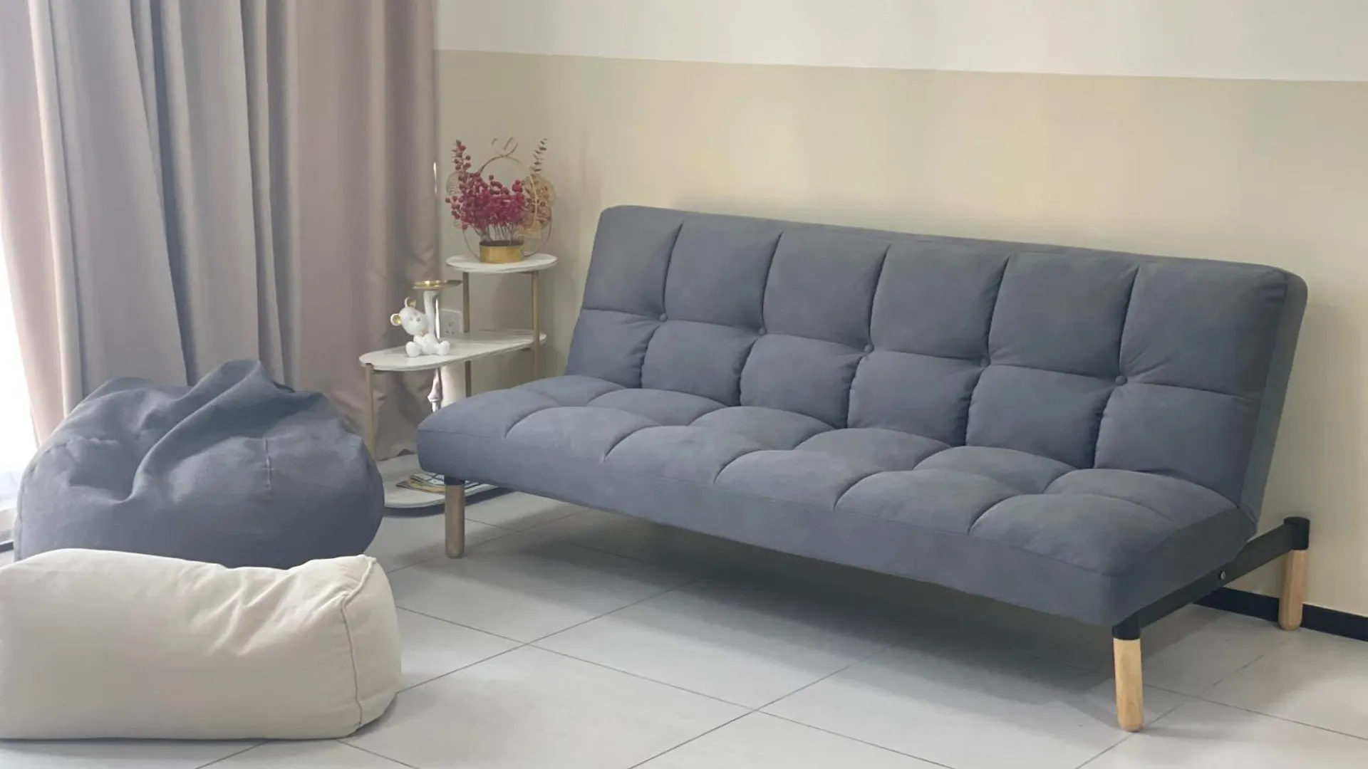 הקונטקטים של Urban Suites Homestay By Vista Vibes